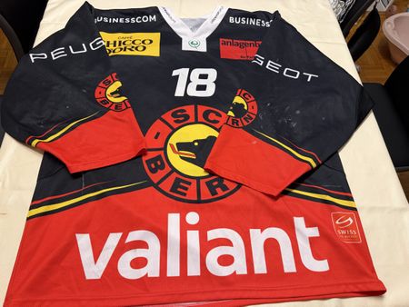 SC Bern Gameworntrikot Junioren Nummer 18 Grösse XL