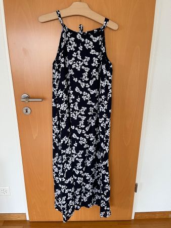 Maxikleid mit Blumenmuster, Grösse 36 / 38, Street One
