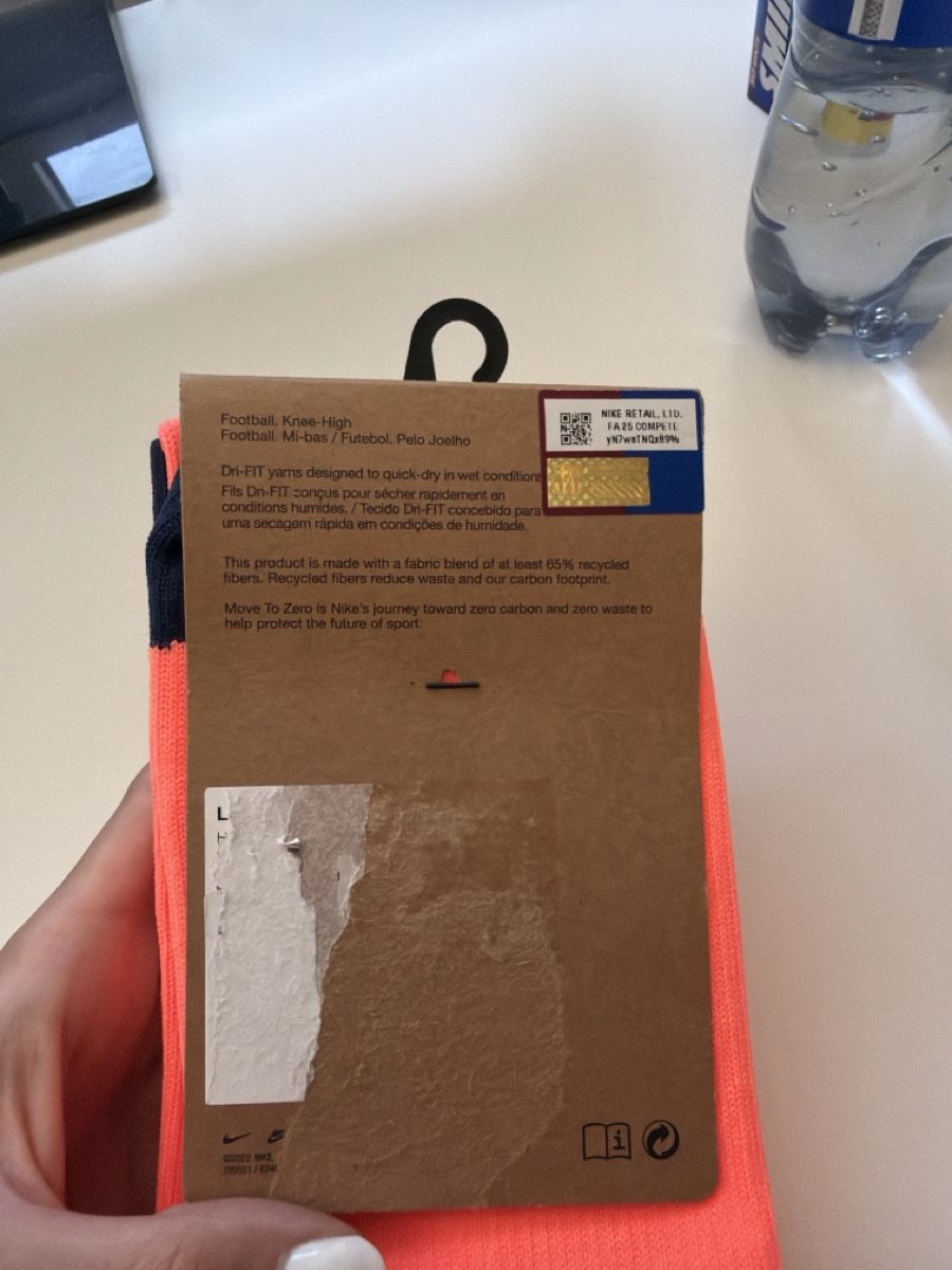 FC Barcelona Socken: Fc Barcelona Stulpen – Neu und originalverpackt aus Brunnen von browneyes_007 2