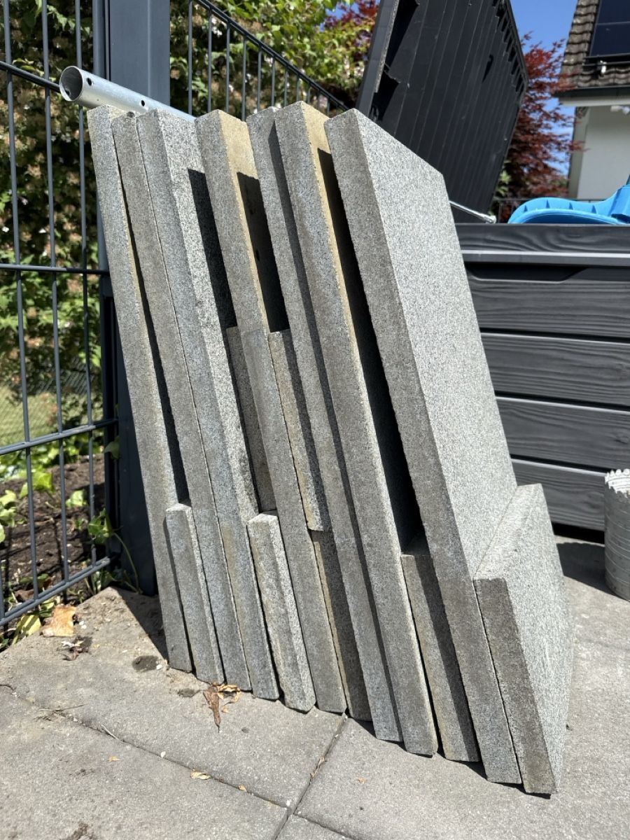 Rivestimenti per pavimenti: Platten – Usato da Andwil SG venduto da Punlauder 1