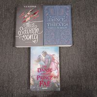 Lot de 3 livres fantastiques pour jeunes adultes, NEUF!