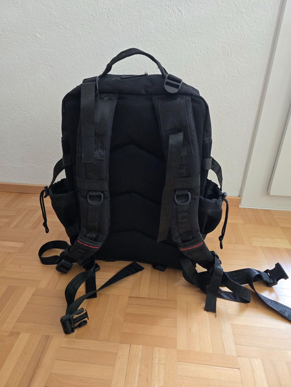 Zaini: Built for Athletes - Spartanischer grosser Rucksack – Usato da Zug venduto da fil_79y6 2
