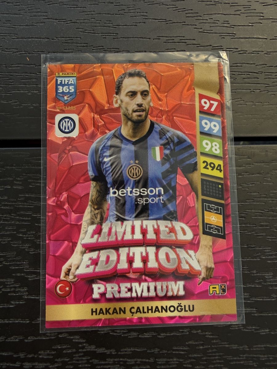 Panini Carte collezionabili: FIFA 365 Premium Limited Edition Hakan Çalhanoglu – Nuovo (secondo la descrizione) da Burgdorf venduto da lea_cw56