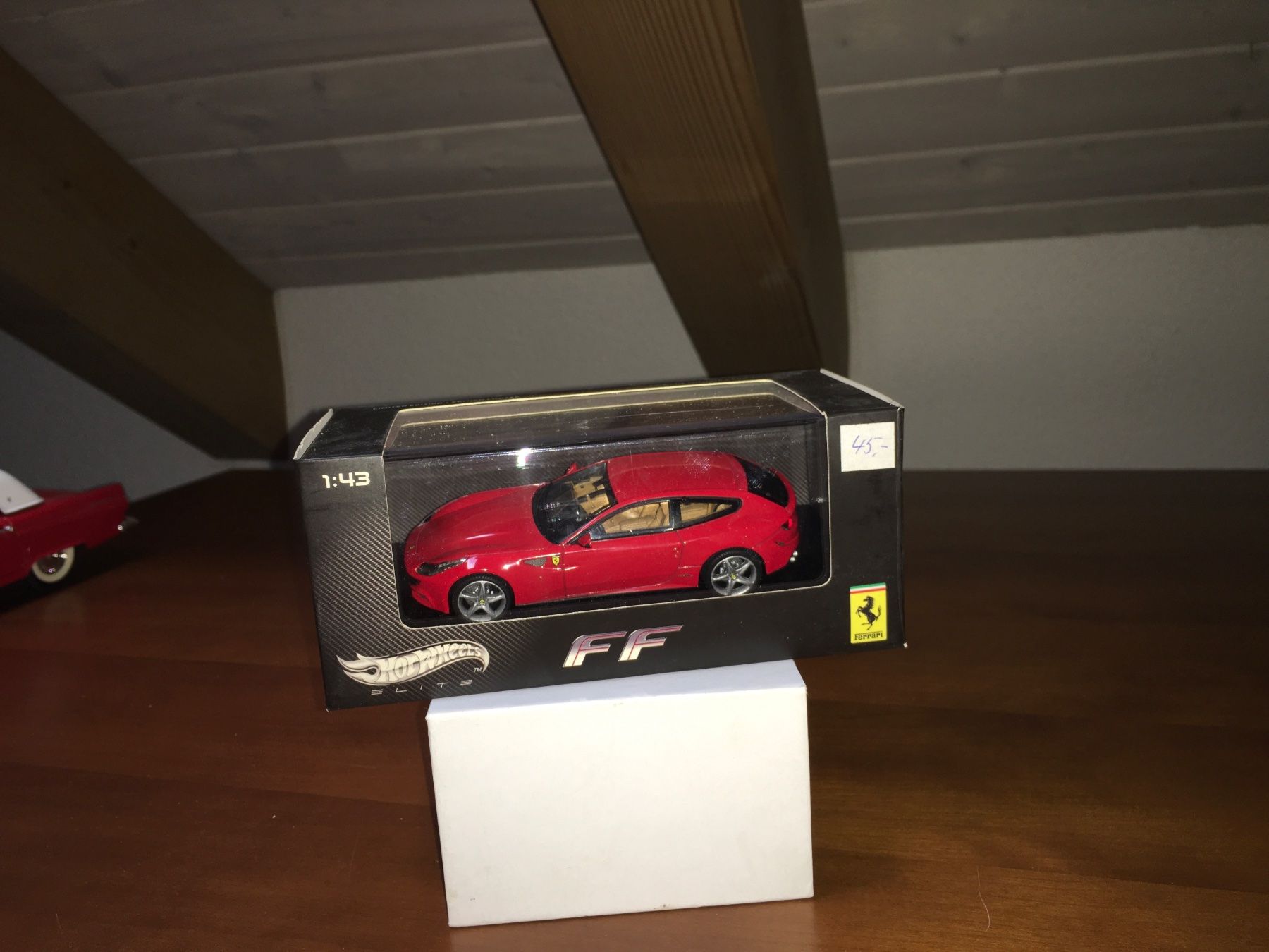 Ferrari Modellini d'auto: Ferrari FF 1/43 ELITE – Nuovo (secondo la descrizione) da Wohlen AG venduto da PrivatSammlung