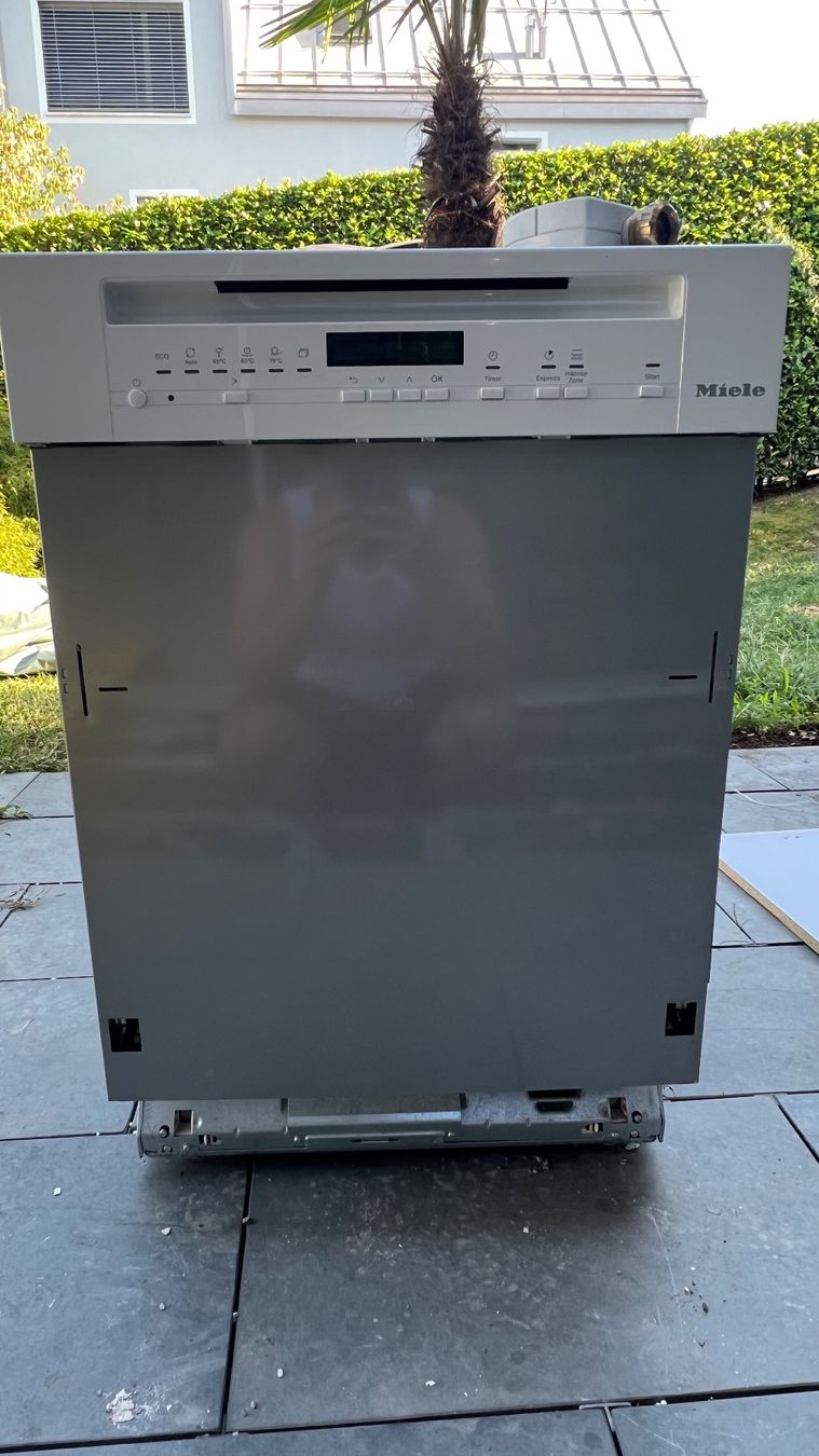 Miele Lavastoviglie: Miele G 3625-55 SCi Geschirrspüler - integrierbar – Usato da Kilchberg ZH venduto da yan_p2nk 2