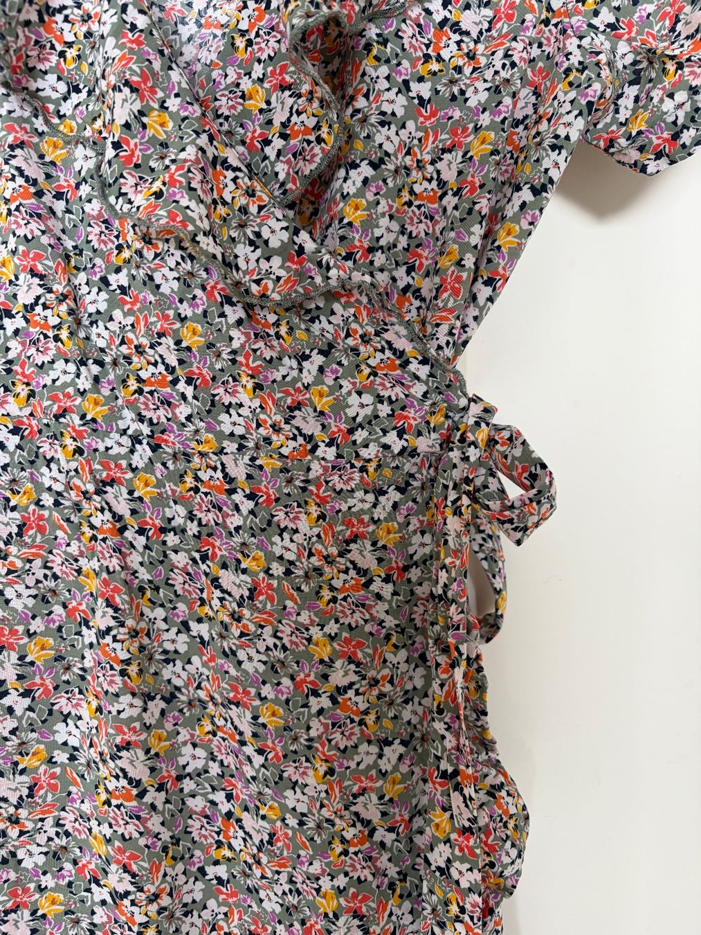 Esprit Kleider: Robe cache-coeur Esprit fleurie - Taille XS – Gebraucht aus Geneve von Margot_22 4