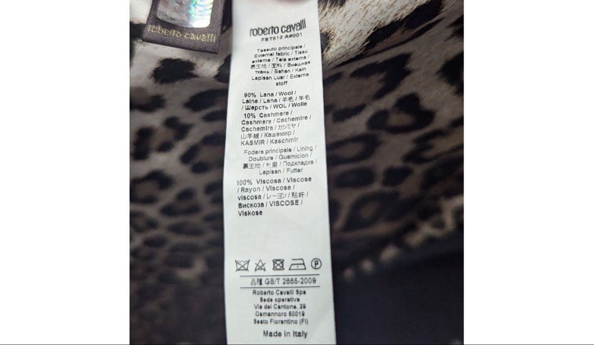 Roberto Cavalli Cappotti: Brand new Roberto Cavalli coat – Nuovo e nell'imballaggio originale da Uznach venduto da ger_7gvr 4