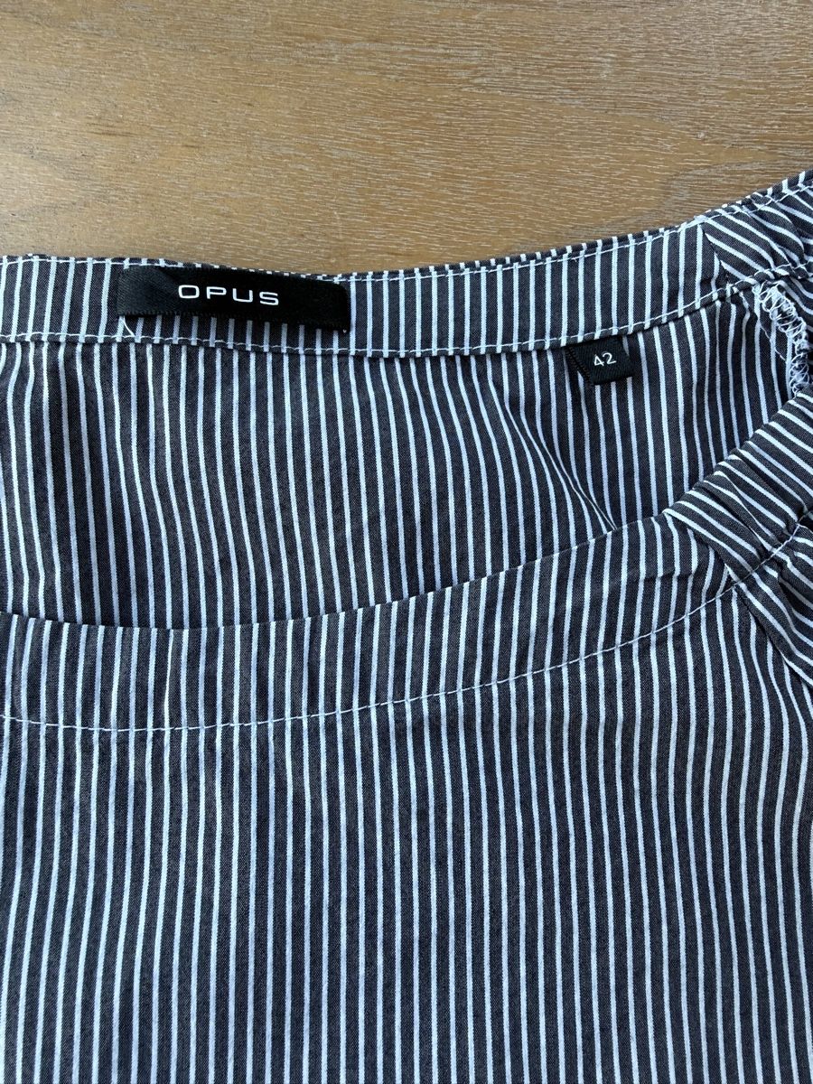 Opus Camicette: Opus Bluse gestreift dunkelgrau weiss  – Usato da Oberglatt ZH venduto da kaishu 3