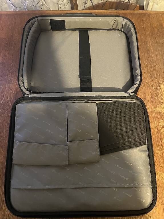 Borse: Borsa per PC portatile (Notebook) NUOVA – Usato da Vezia venduto da mostro32 1