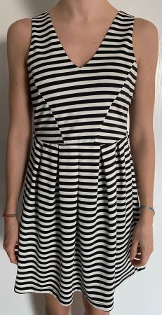 Kleid gestreift schwarz weiss S