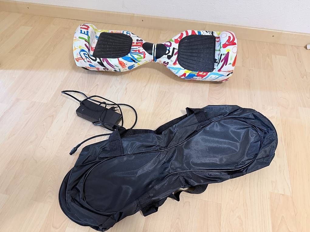Hoverboards: Hoverboard oder E-Board – D'occasion à Uznach par Torcida5