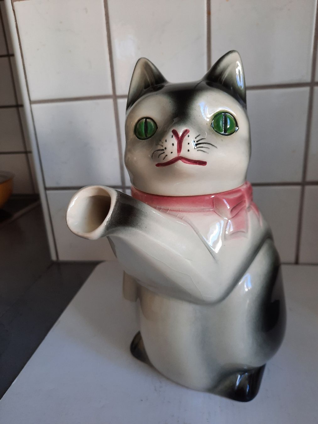 Théières: Ancienne THÉIÈRE-CHAT. Made in GERMANY – D'occasion à Le Locle par marylise01 1