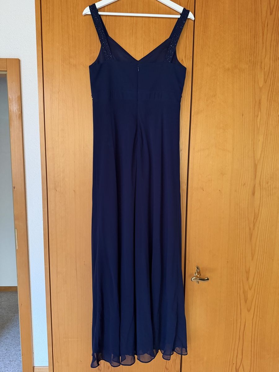 C&A Robes: Robe de gala / cocktail – D'occasion à Founex par Hyrienne 3