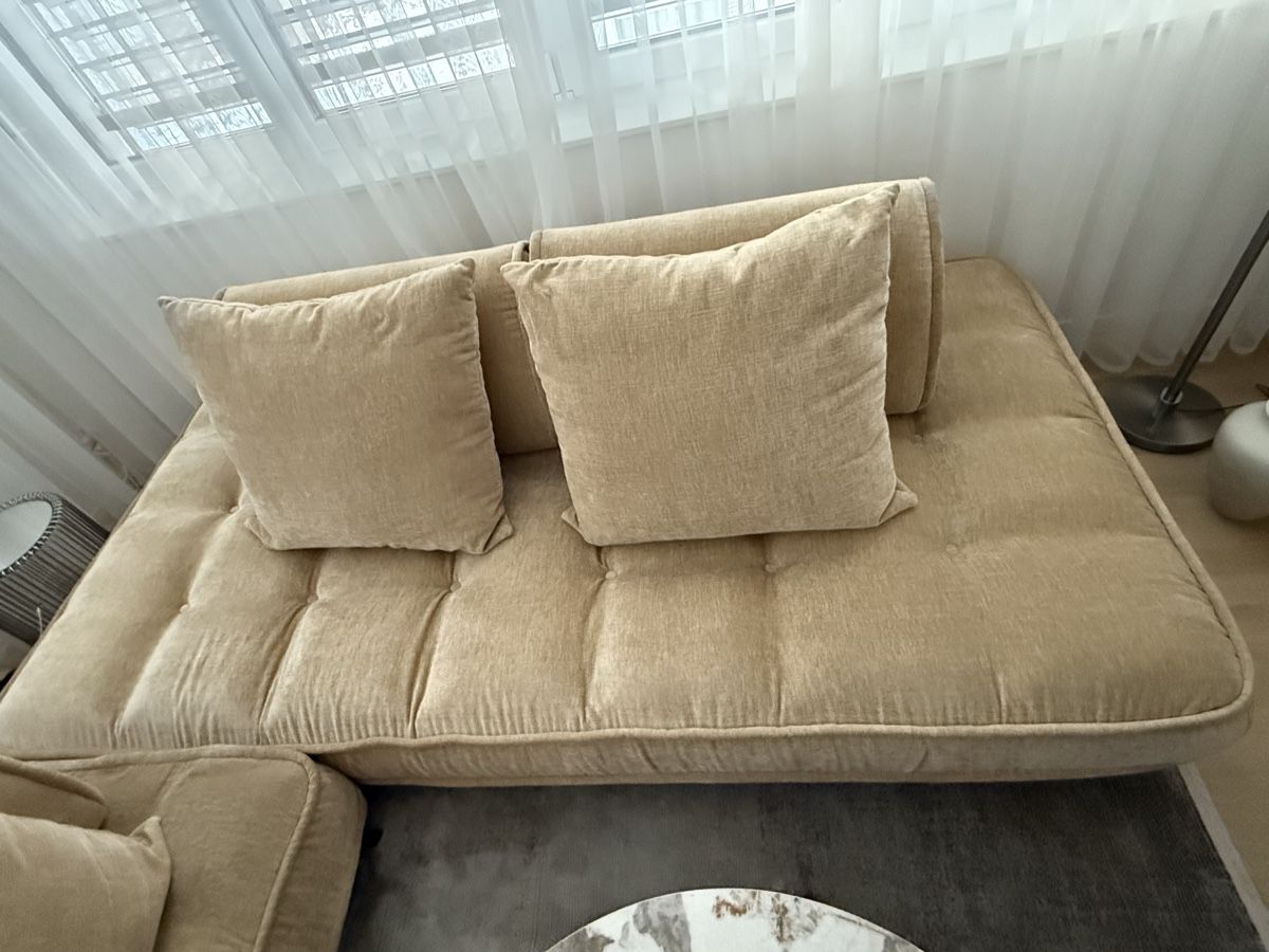 Kare Divani: Kare Befame Sofa in Beige – Usato da Embrach venduto da Gsab