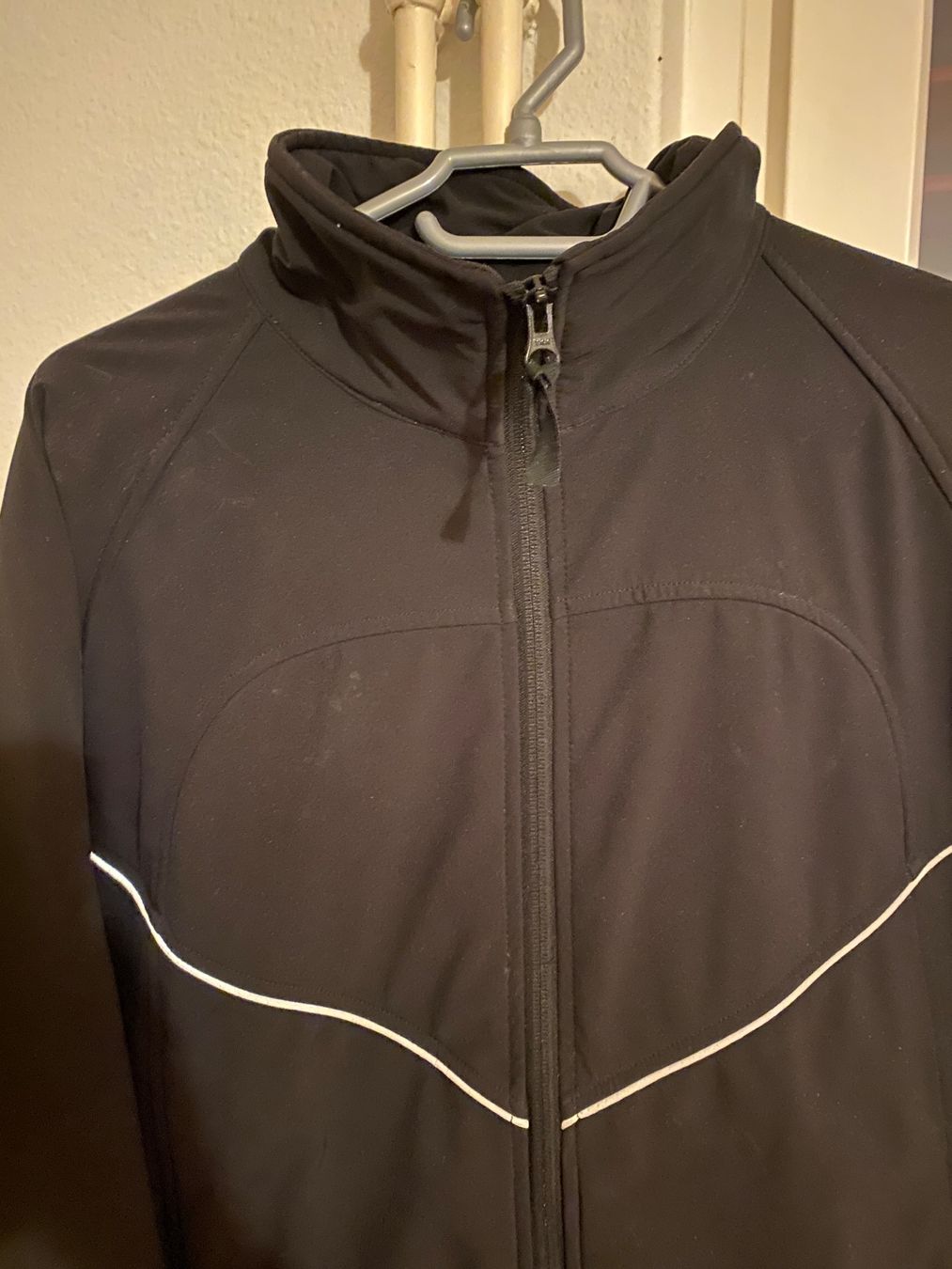 Jacken: Übergangsjacke Atrium M schwarz – Gebraucht aus Zürich von Wim-Broccoli 1