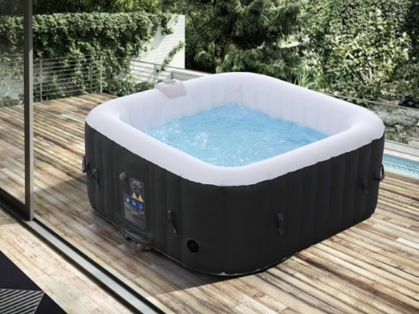 Piscines: Spa Arebos Florence + accessoires – Neuf avec emballage d'origine à Morbio Inferiore par Flywithpara