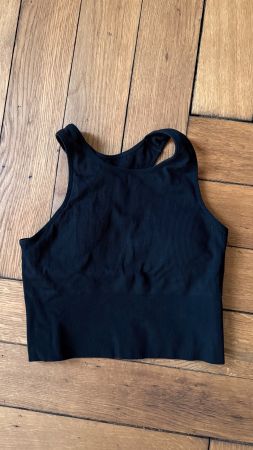 Schwarzes Sporttop von H&M