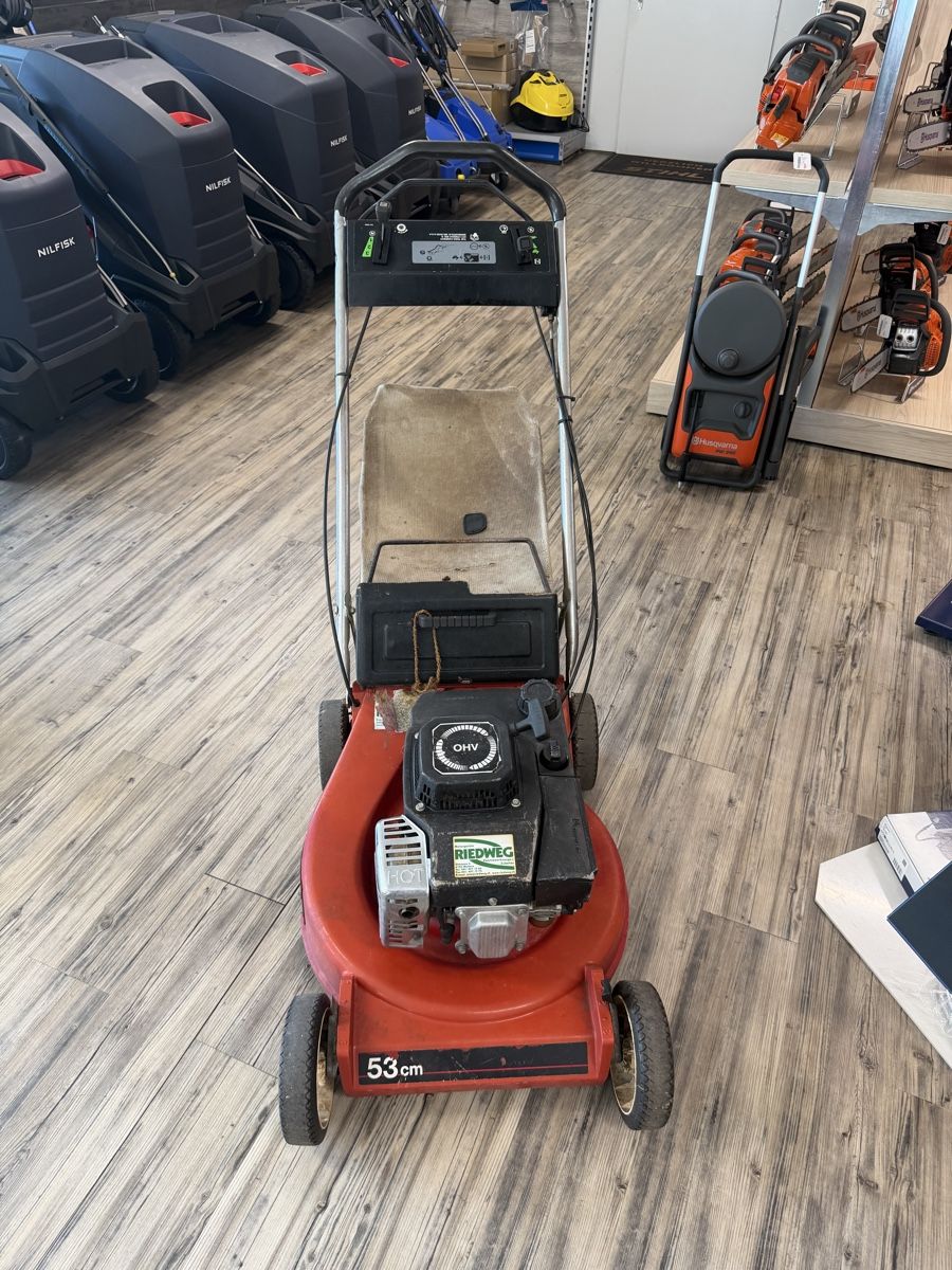 Toro Rasenmäher: Toro Rasenmäher 53cm Schnittbreite – Defekt aus Malters von BachBrun 1