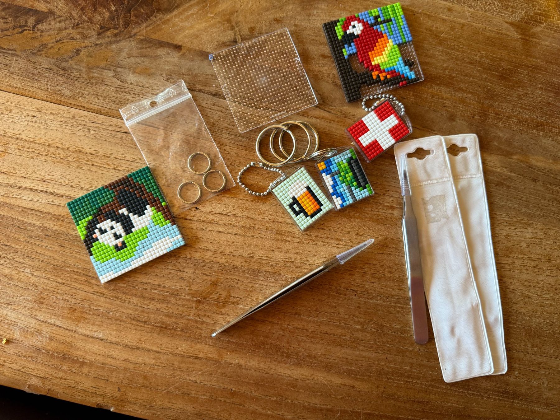 Kit bricolage: Pixel-Box mit Material und Zubehör – Usato da Koppigen venduto da Baumberger123 3
