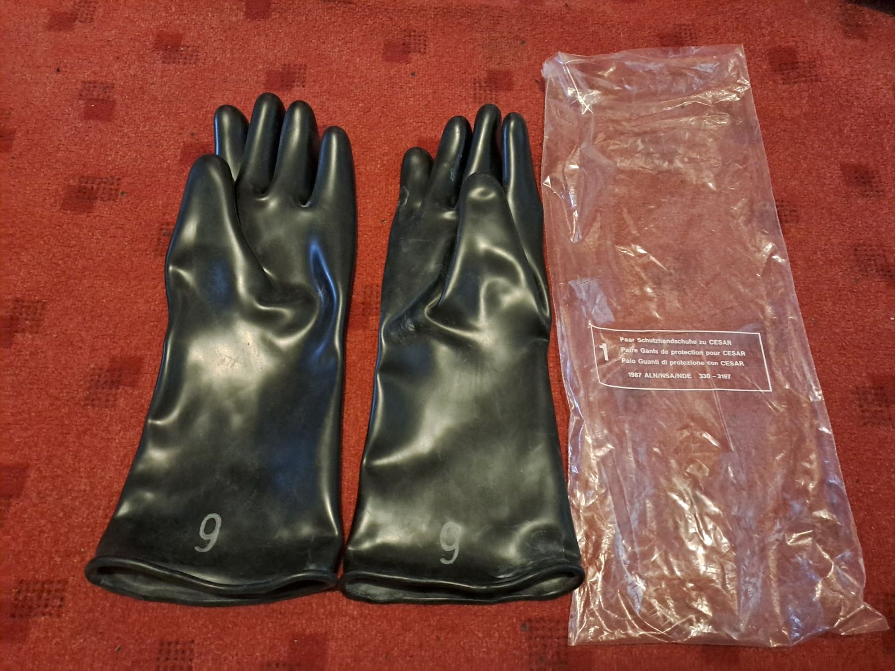 Schweizer Armee Uniformi: ABC Handschuhe,  Grösse 9, mittel – Usato da St.Gallen venduto da Infanteriewerk