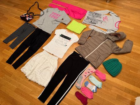 Neu! Sommer-Kleiderpaket für Mädchen Benetton Grösse 146-152