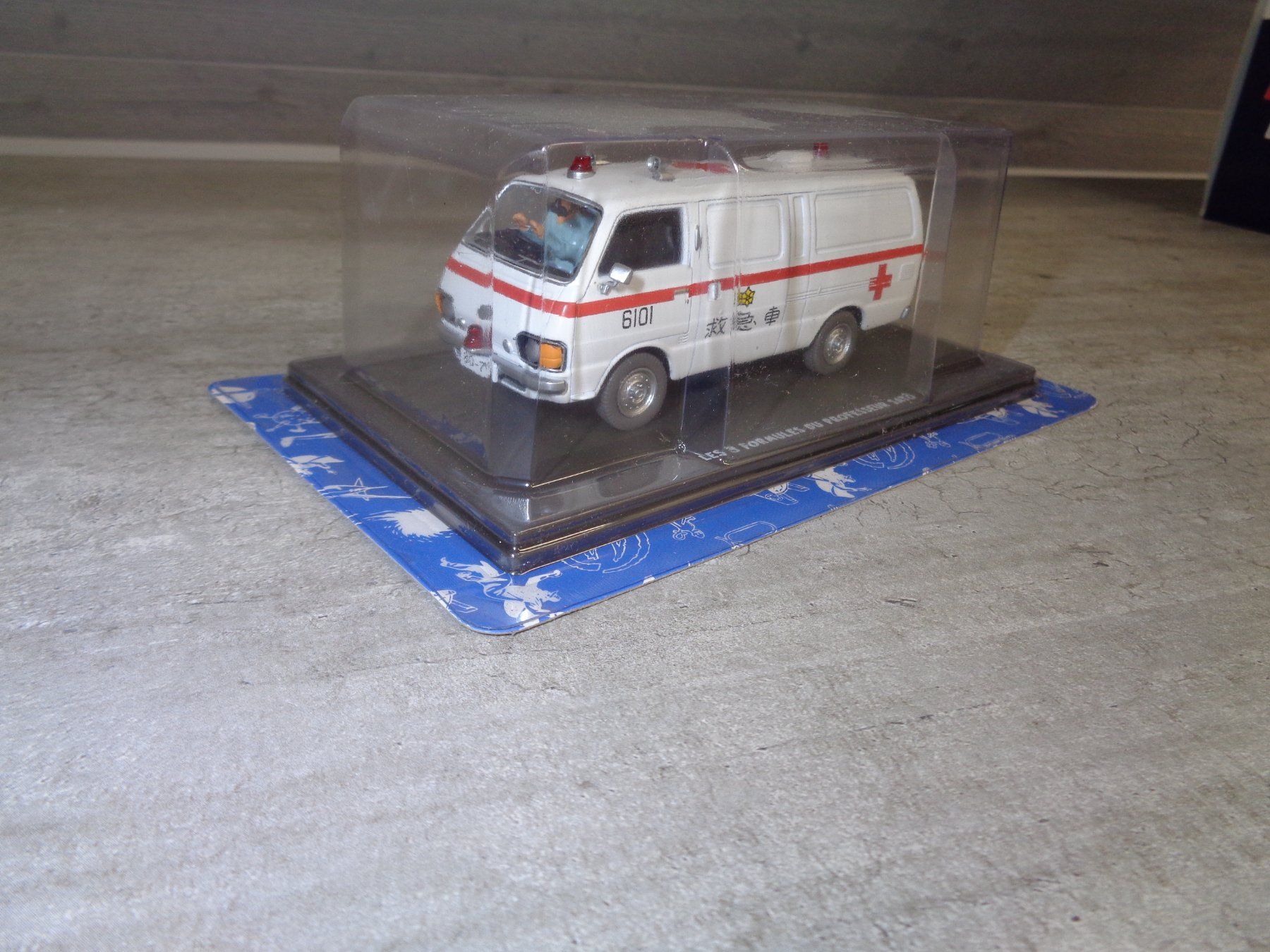 Modellini d'auto: Hachette 1:43 Blake et Mortimer ambulance – Nuovo e nell'imballaggio originale da Reconvilier venduto da rallycar