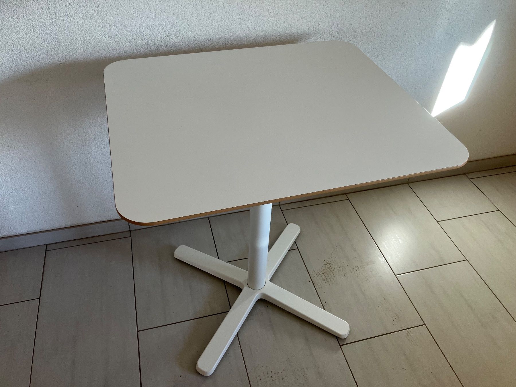 Tavoli: Beistelltisch – Usato da Rüti b. Büren venduto da haku2 1