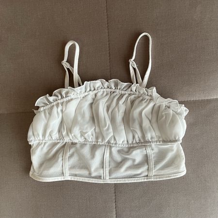 Kurze Top in weiss Gr. XS