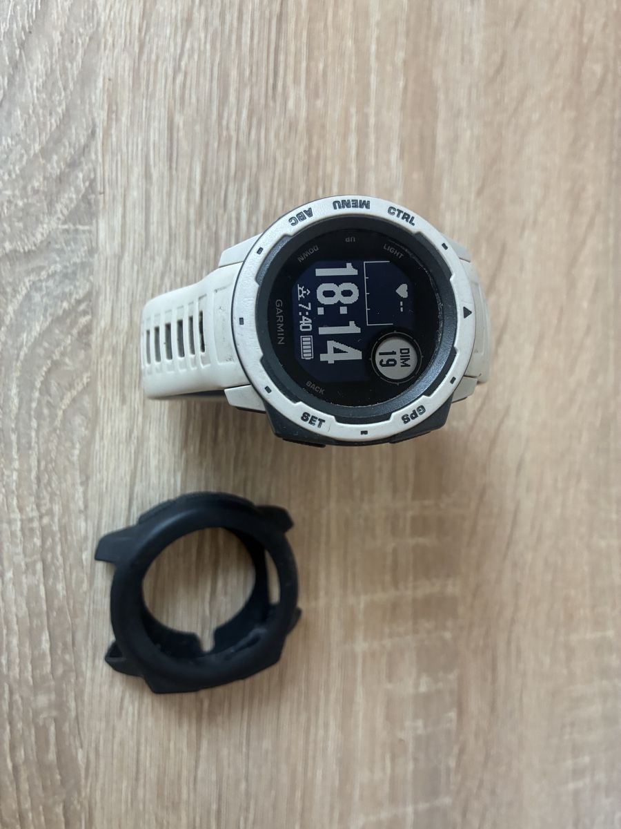 Garmin Uhren: Montre Garmin Instinct 2S White bon état – Gebraucht aus Beuson (Nendaz) von Pinkfloyd71 1