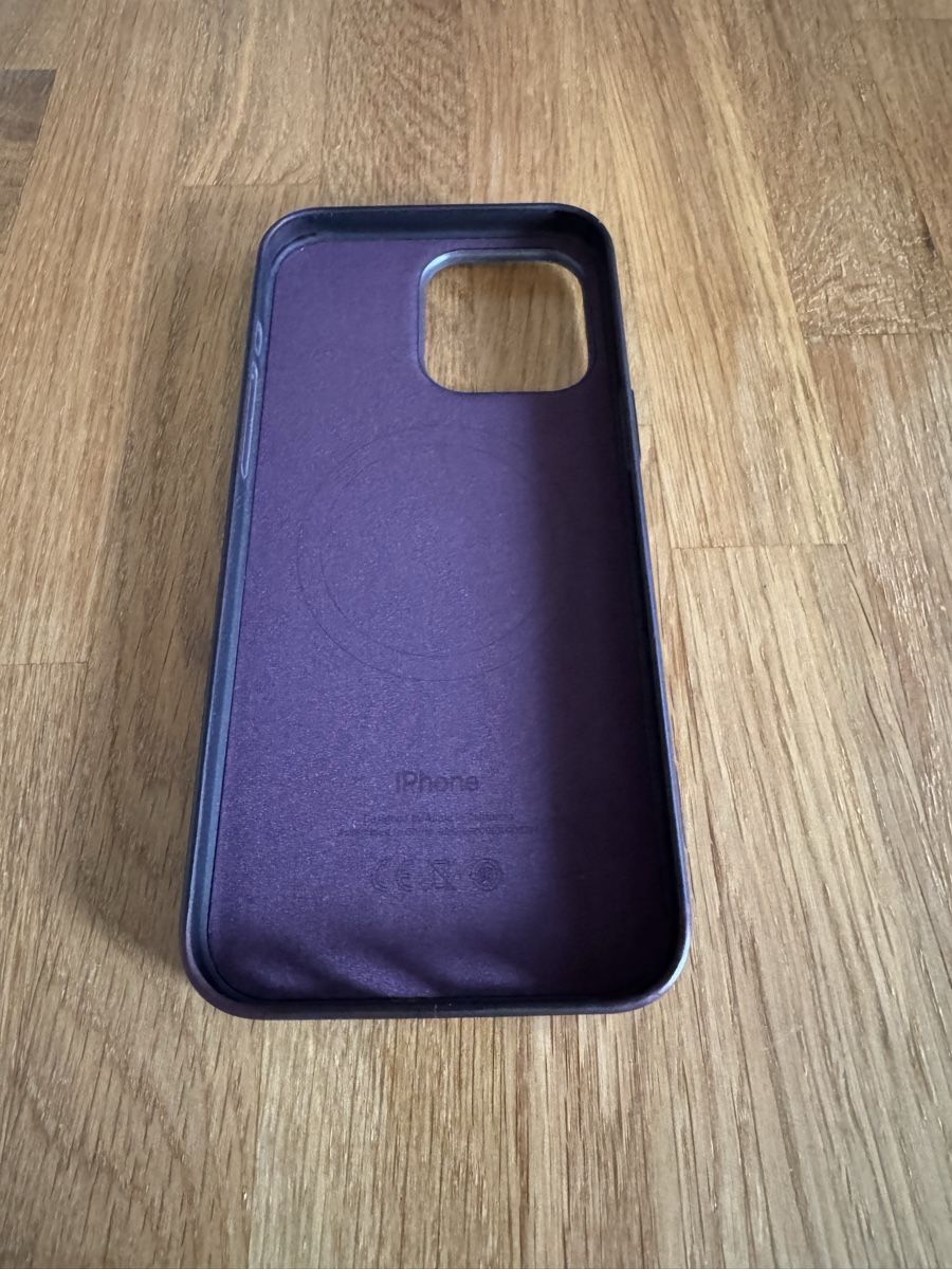 Apple Cover & Protezioni schermo: Apple Cover iPhone 15 Pro Max FineWoven | Mulberry – Nuovo (secondo la descrizione) da Allschwil venduto da KShing 4