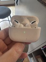 Apple AirPods Pro mit Ladecase weiss 