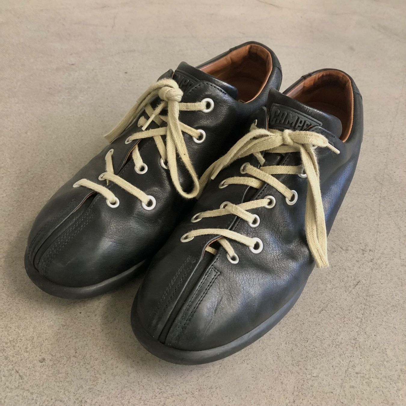 Camper Scarpe da uomo: Camper Lederschuhe, Grösse 44 – Usato da Brienz BE venduto da Kokolea84