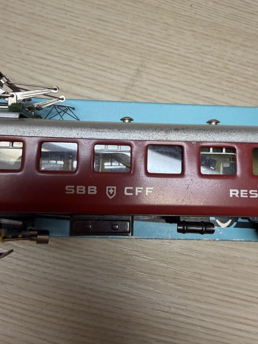 Märklin Modelleisenbahnen: Marklin Speisewagen SBB CFF 4035 HO – Gebraucht aus Herzogenbuchsee von ioa_zcm6 8
