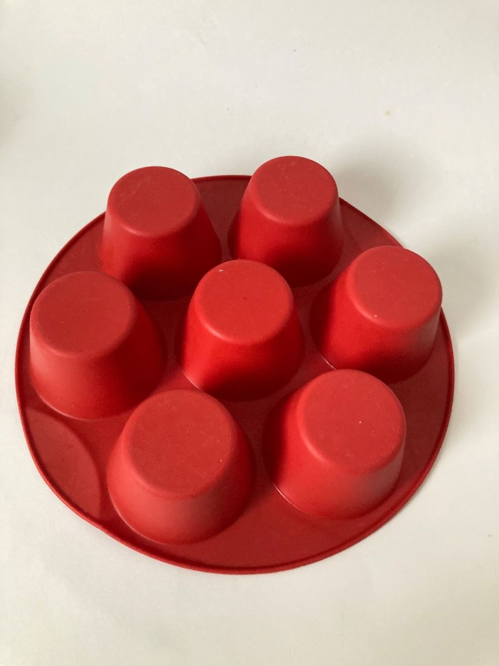 Tupperware Teglie da forno: Moule muffins Tupperware – Usato da Frasses venduto da soowoo12 1