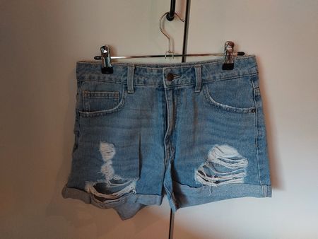 Kurze Shorts