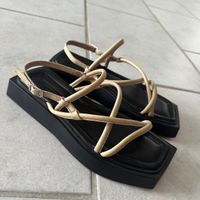 BEIGE CHUNKY PLATFORM SANDALS