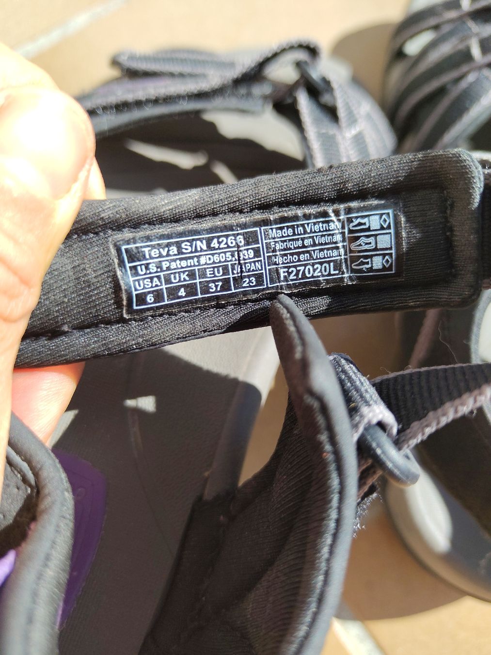 Teva Scarpe da donna: Teva Sandalen Grösse 37  – Nuovo (secondo la descrizione) da Stetten AG venduto da mooncreek 2