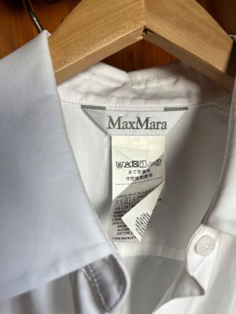 Weiße Max Mara Bluse 46.