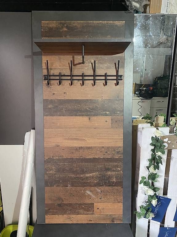 Garderobe: Garderobe – Gebraucht aus Schlatt TG von mar_79yb 2