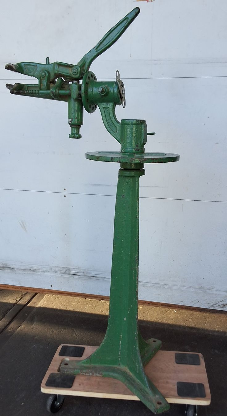 Sonstiges zu Optik: Velo-Montageständer – Gebraucht aus zofingen von Blume14