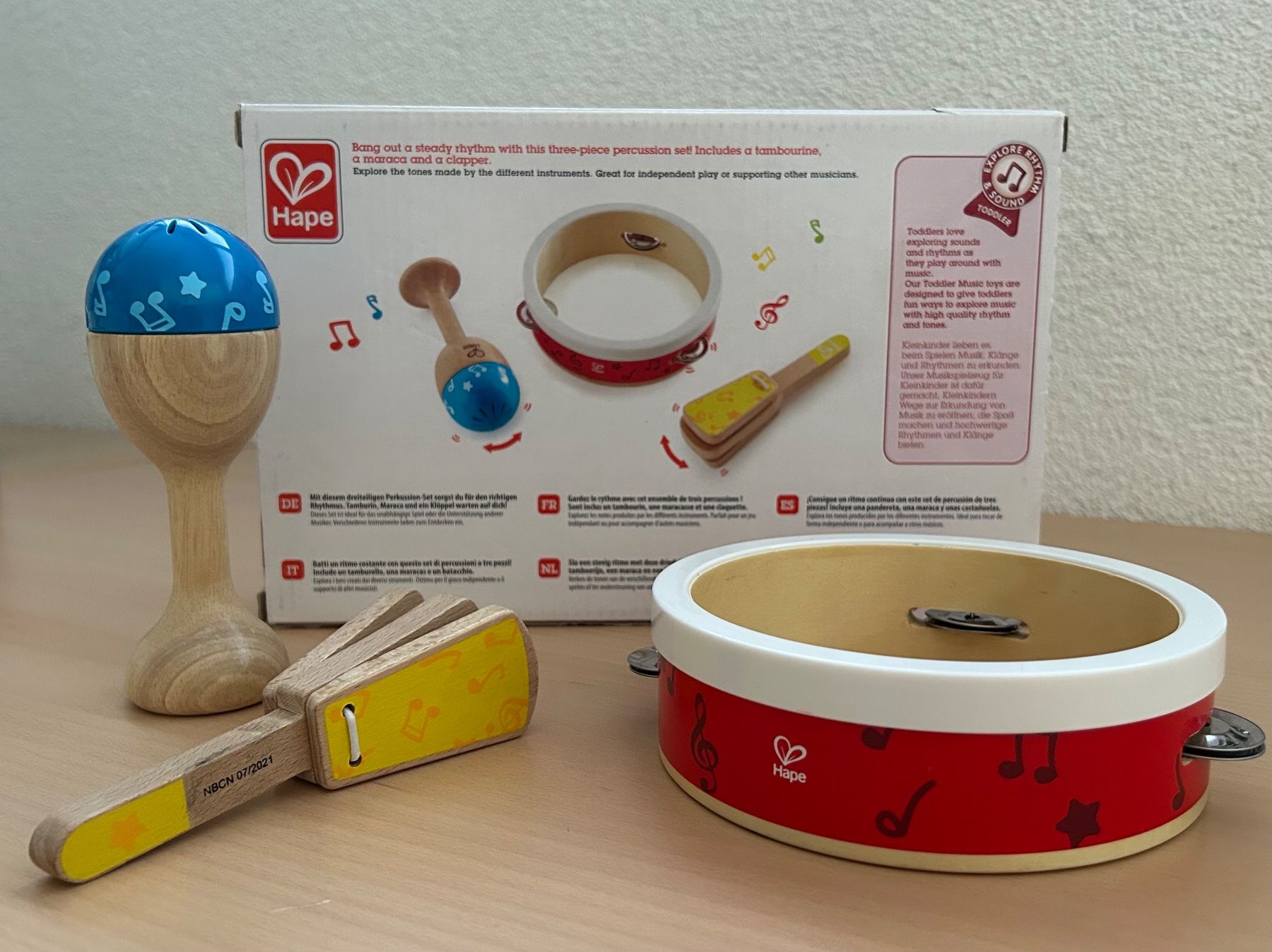 Hape Giocattoli: Kleinkinder Musik: Schellenkranz - Rassel - Kastagnette – Usato da Ittigen venduto da labrador35 4