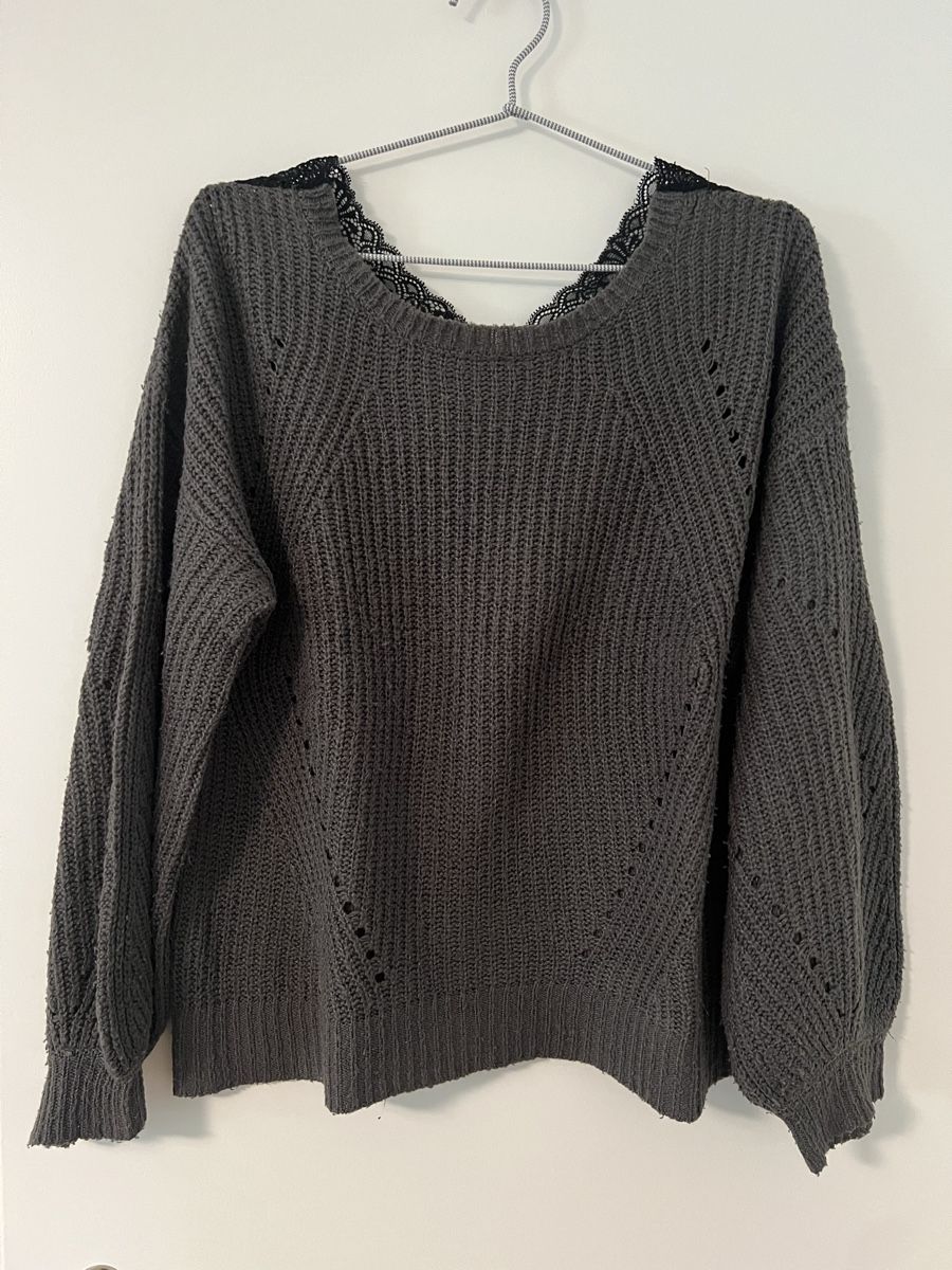 Maglioni & Felpe: Dunkelgrauer Strickpullover mit Spitzeneinsatz (Gr. L) – Usato da Winterthur venduto da mel_wy