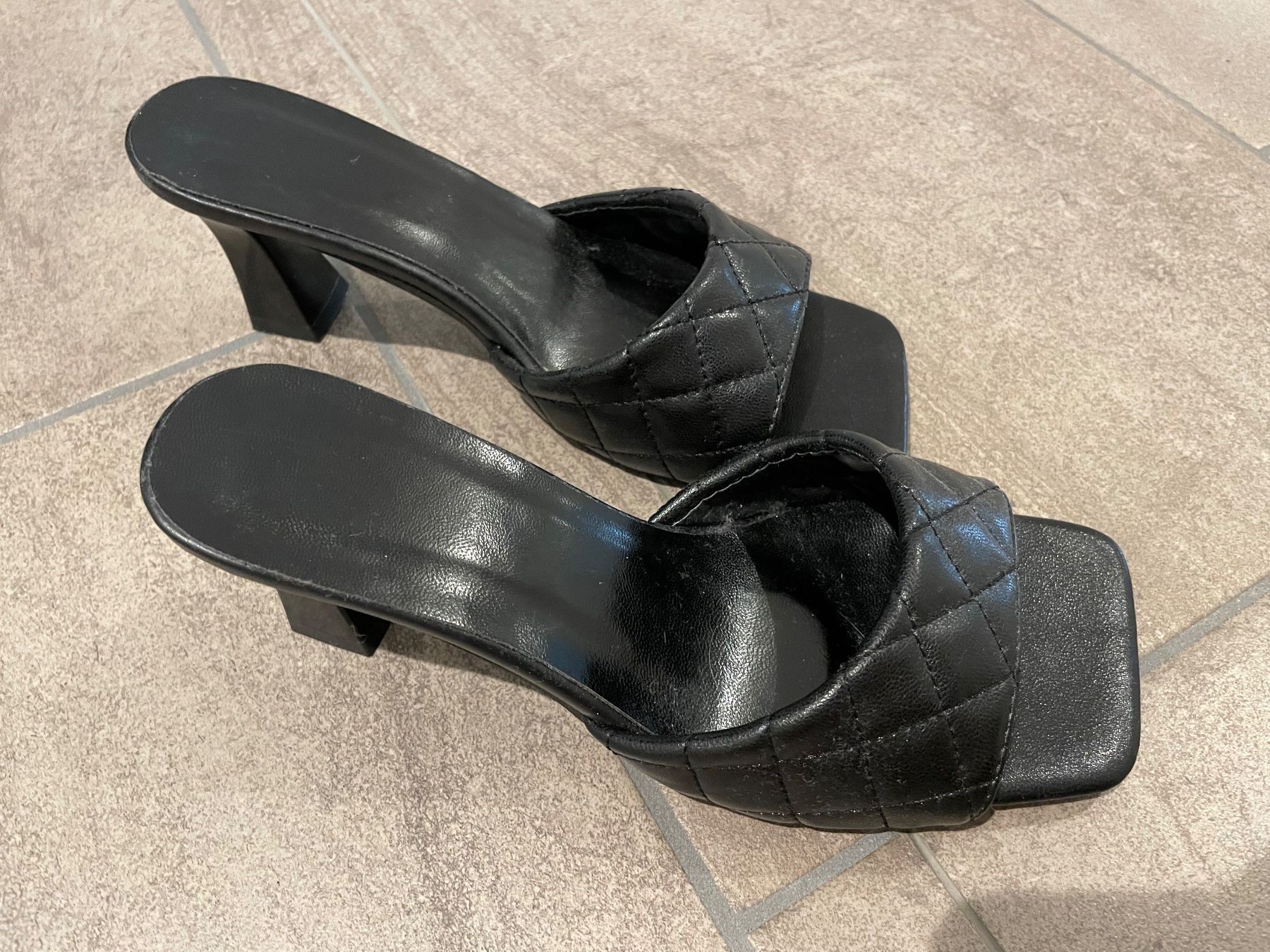Shein Scarpe da donna: Schuhe | elegant | 36 – Nuovo (secondo la descrizione) da Niederrohrdorf venduto da jasmiinw 2
