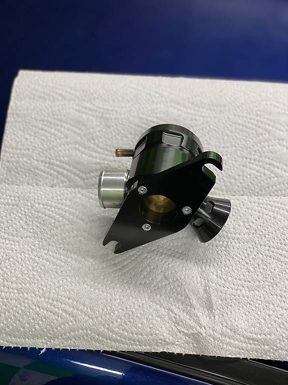 Tutti pezzi di ricambio auto: Subaru Impreza GC8 GFB Blow Off Ventil – Usato da bern venduto da polykevlar 2