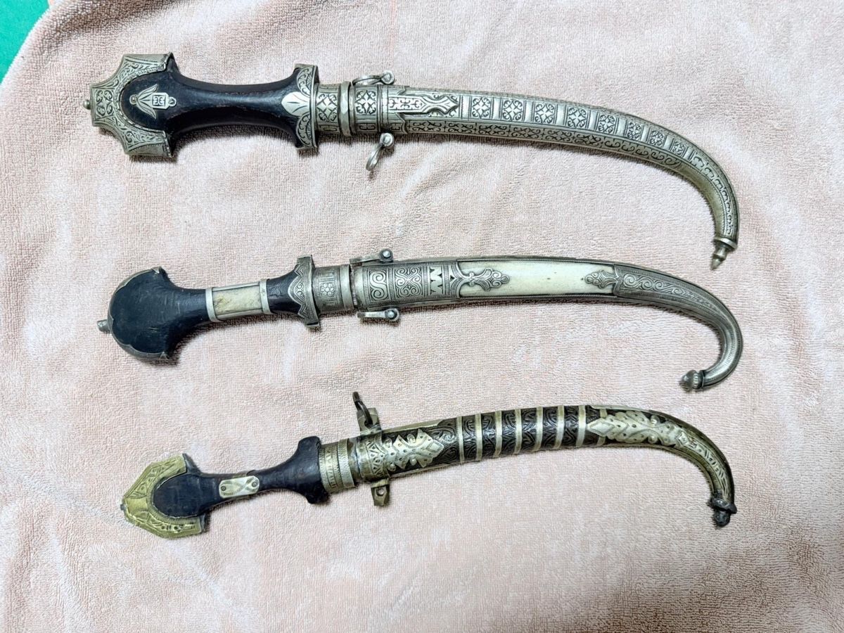 Posate: Alte Dolche, 3 Stk. – Usato da Biel/Bienne venduto da Tibet20 1