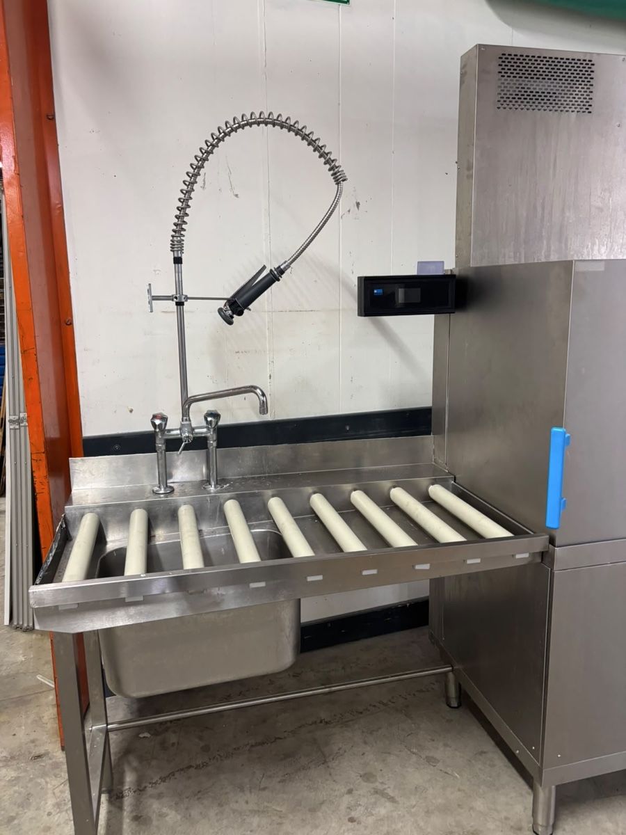 Küchengeräte: Abwaschmaschine  – Gebraucht aus Dietikon von dia_y8y5 1