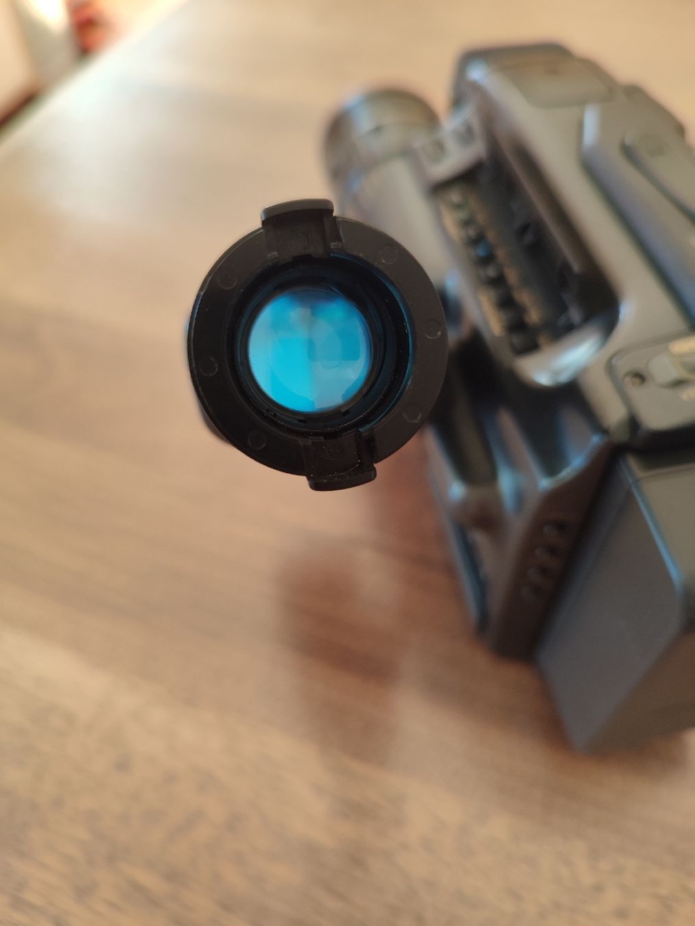 Panasonic Camcorder: Caméscope Panasonic NV-S7E – Gebraucht aus Bougy-Villars von Vogue 4