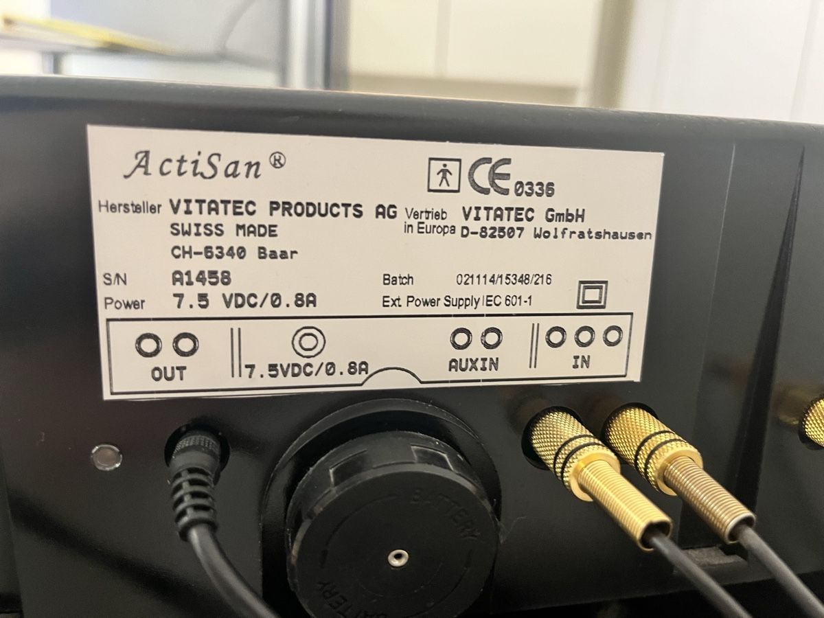 Attrezzature mediche: Bioresonanzgerät Vitatec Actisan und MitoSan – Usato da Basel venduto da mar_m5lc 2