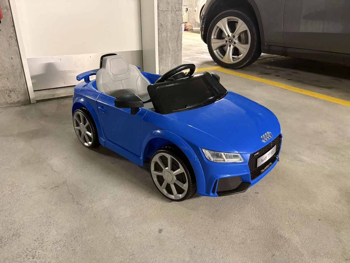 Veicoli per bambini: Audi TTRS Blau Kinder – Usato da Möhlin venduto da Nilo9013