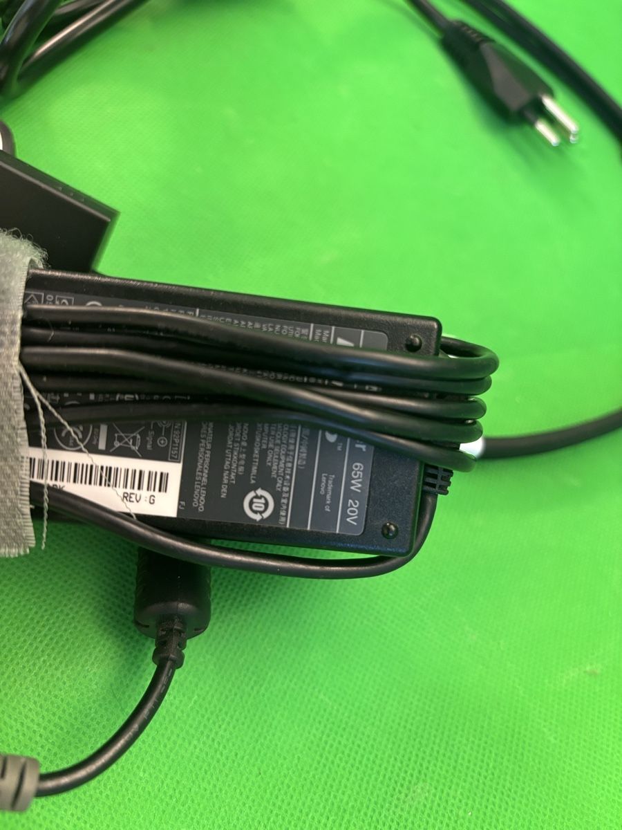 Lenovo Docking station: Lenovo ThinkPad Thunderbolt 3 Dock Gen 2 gebraucht – Usato da Kilchberg ZH venduto da bionicdog 5